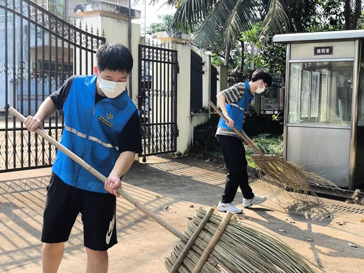 沐三月春风，赴暖心之约——海南师范大学信息科学技术学院旧州镇敬老院志愿服务活动